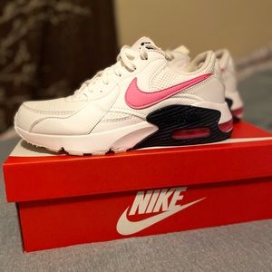 White and pink size 8 Nike Air Max